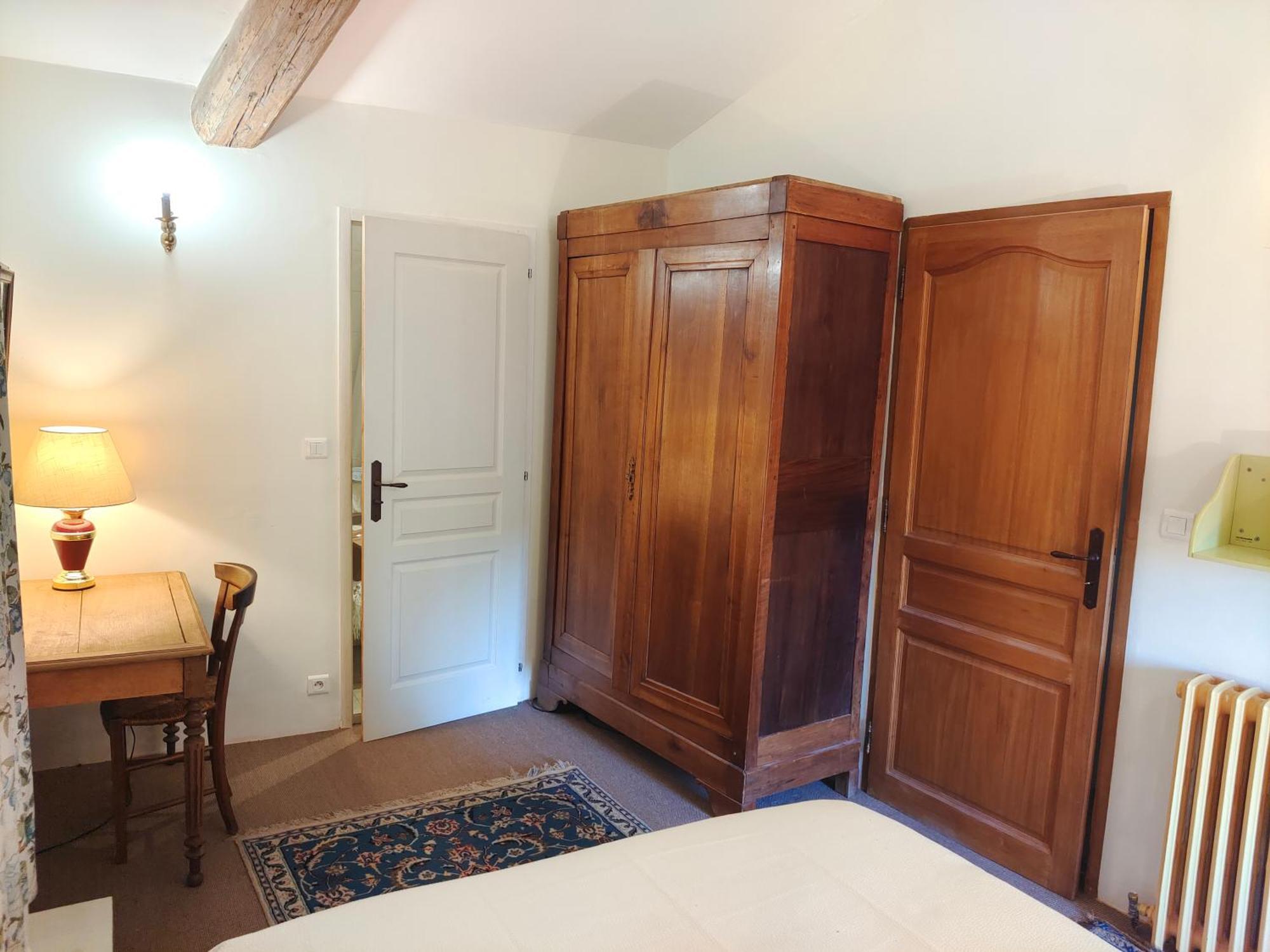 Bed and Breakfast Rue Du Chateau A Cabrieres D'Avignon Exterior foto