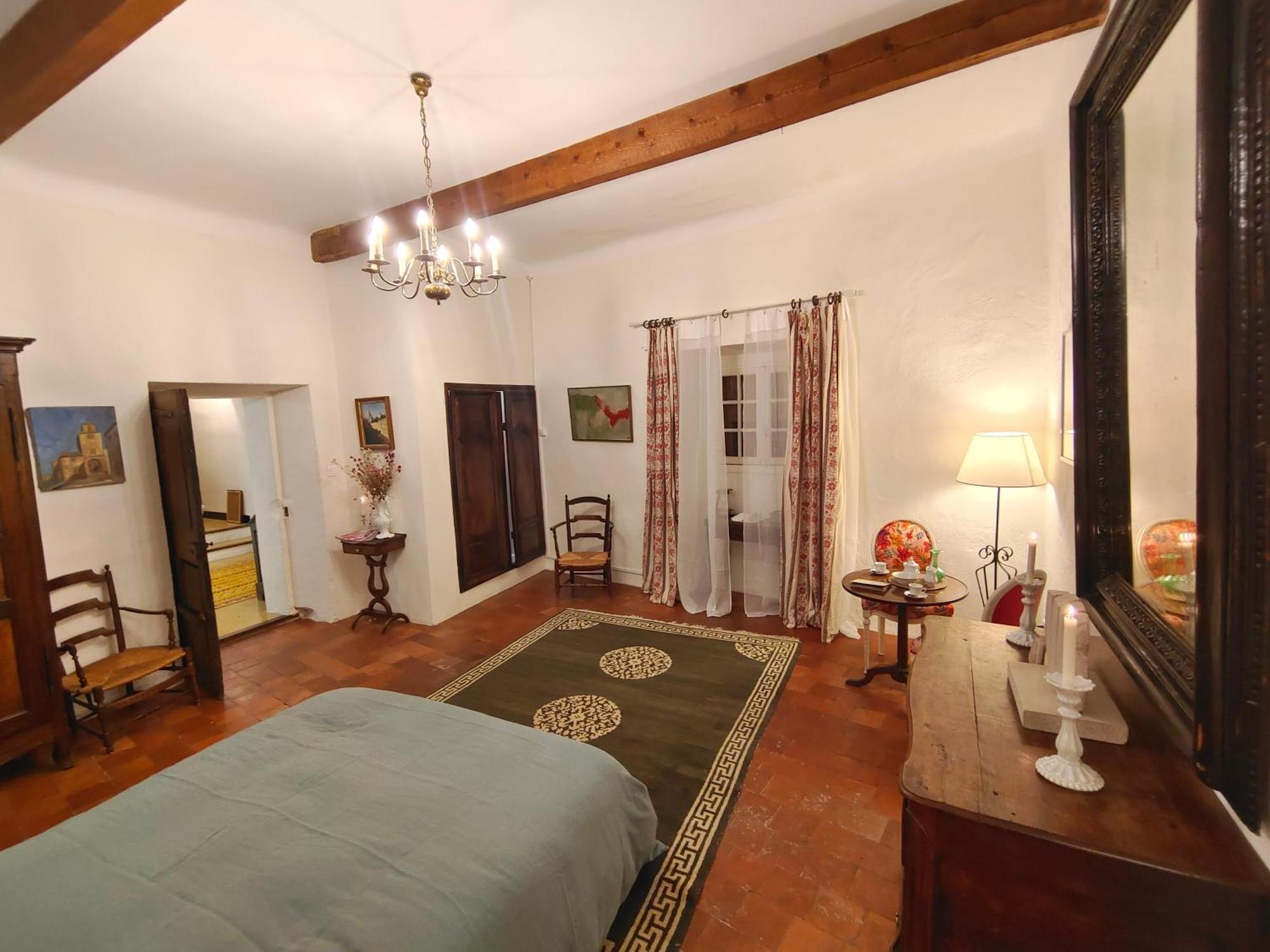 Bed and Breakfast Rue Du Chateau A Cabrieres D'Avignon Exterior foto